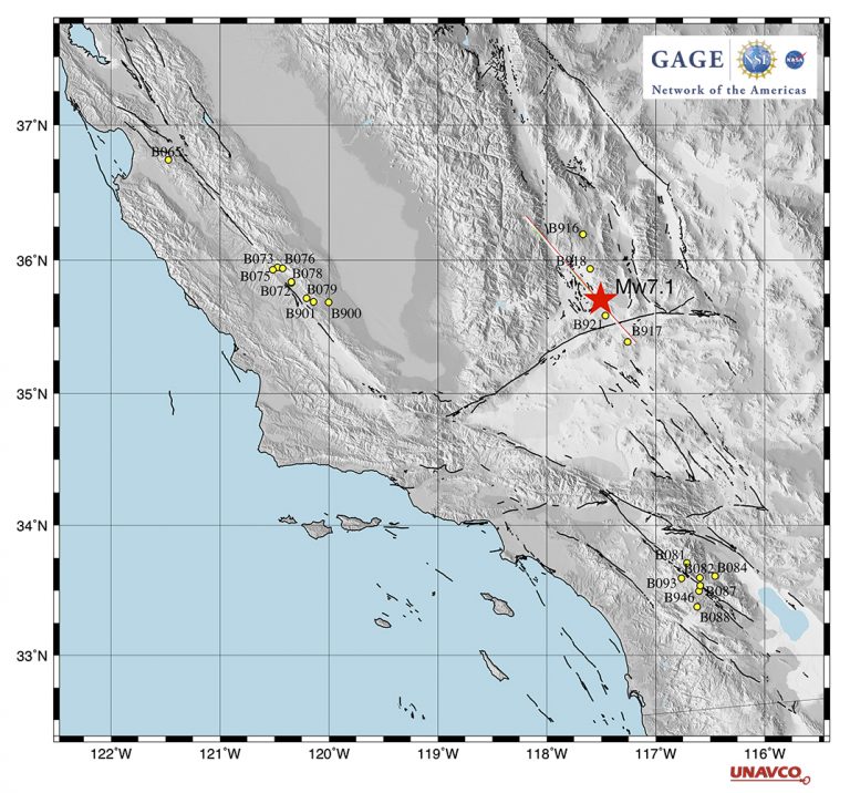 Map of closest borehole subnetworks and earthquake epicenter