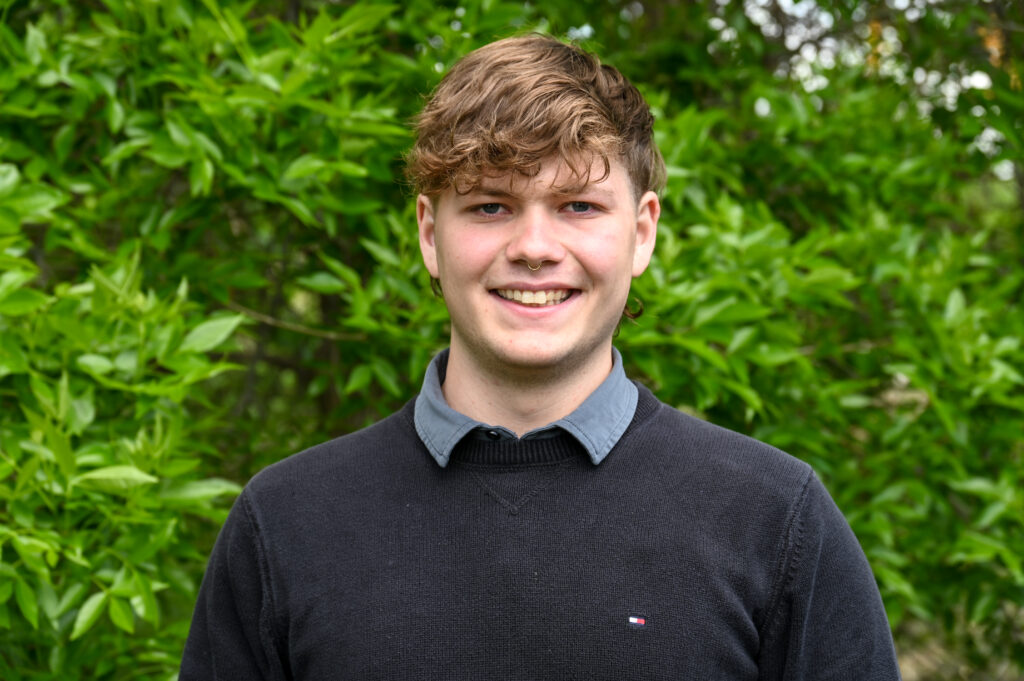 Headshot of USIP intern Ian Sulley